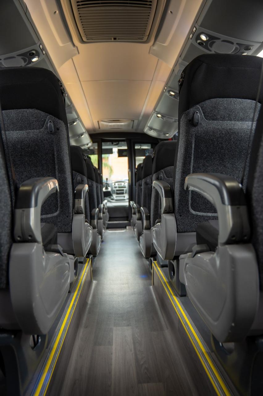 Foto Micro-ônibus - 26001 - 30 lugares
