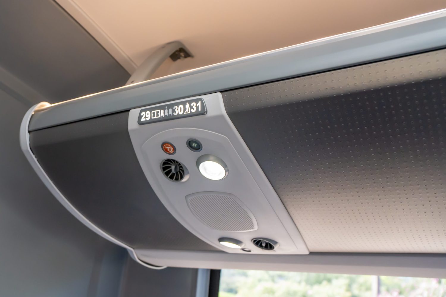 Foto Micro-ônibus Senior - 31 lugares